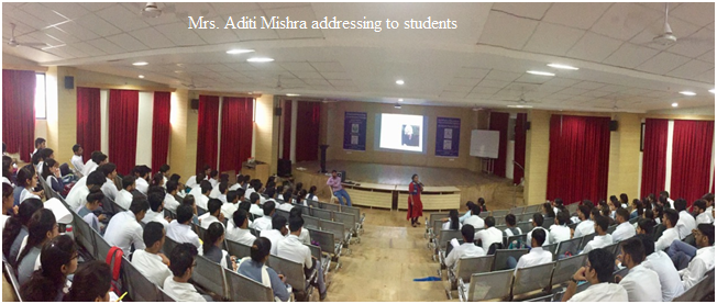 5-mrs-aditi-mishra-addressing-to-students